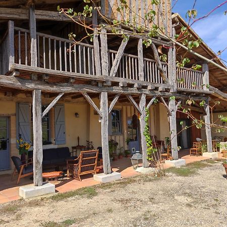 Ferme Ahoco Chambre D'Hotes Residence D'Artistes Lavit Exterior photo