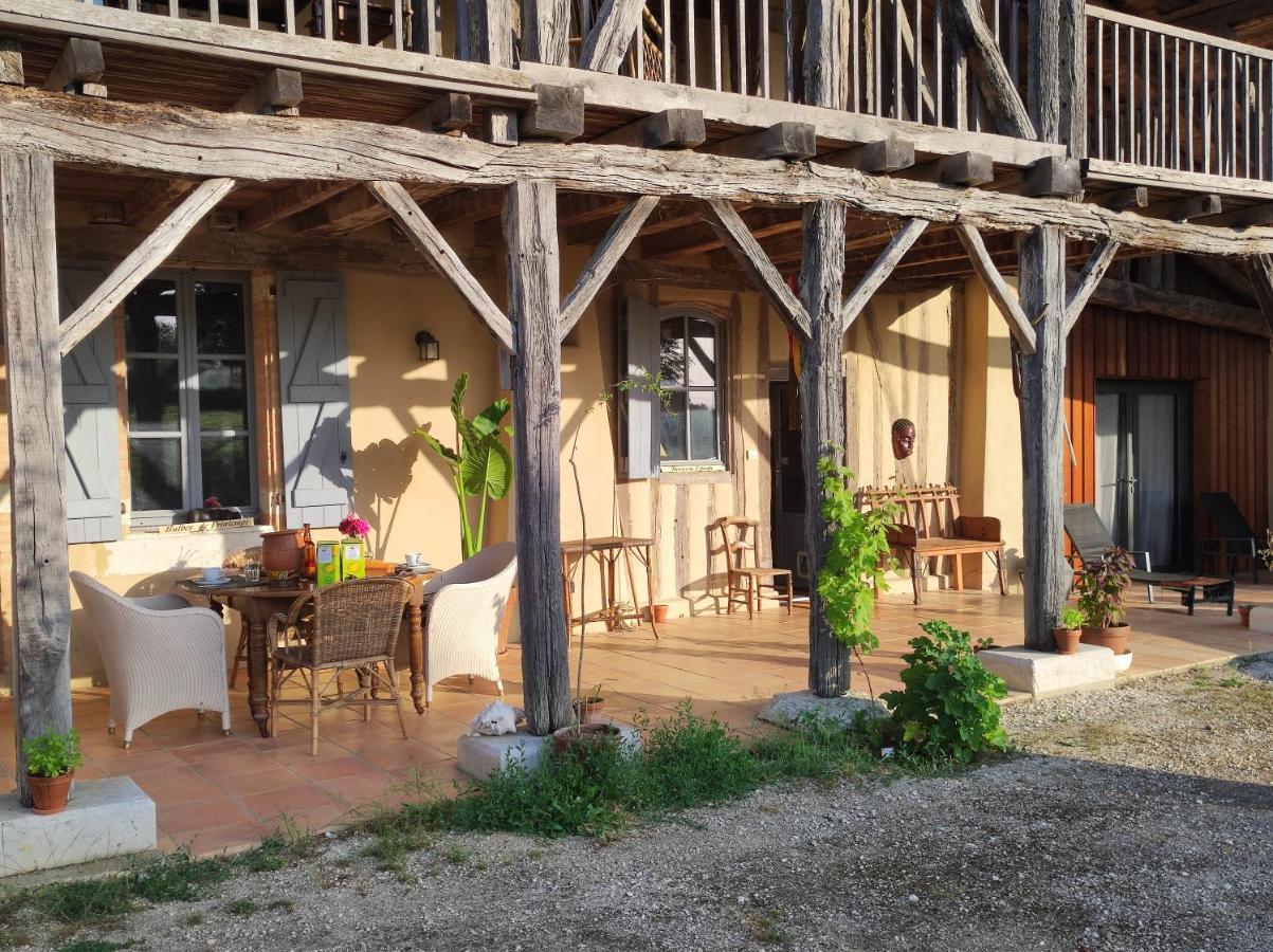 Ferme Ahoco Chambre D'Hotes Residence D'Artistes Lavit Exterior photo