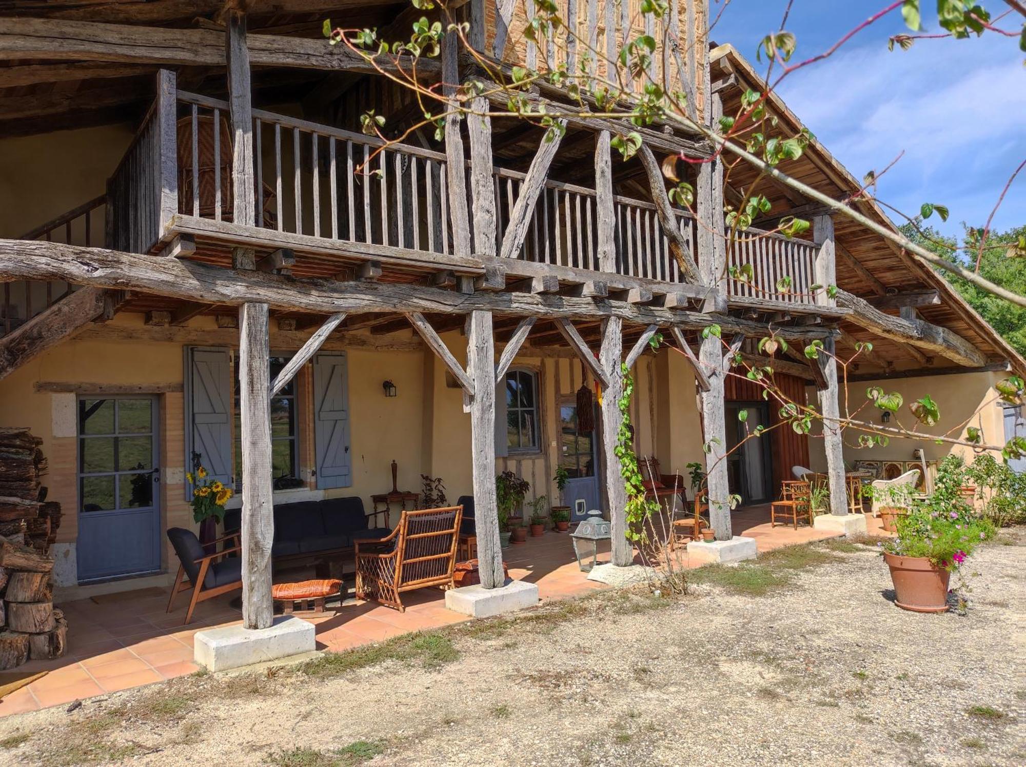 Ferme Ahoco Chambre D'Hotes Residence D'Artistes Lavit Exterior photo
